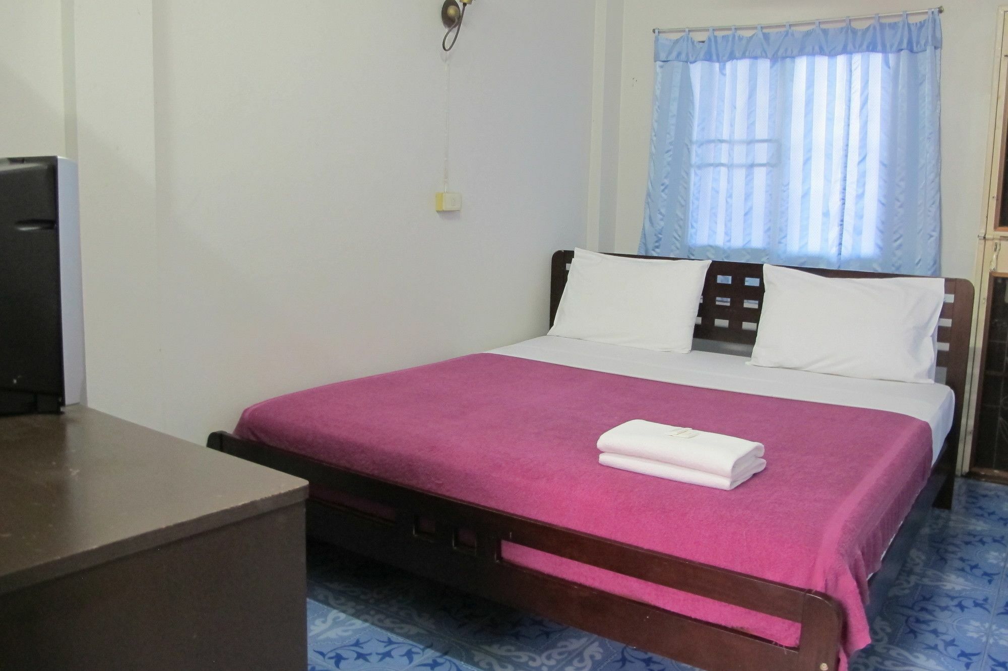 Samchai Hotel Si Racha Exteriér fotografie