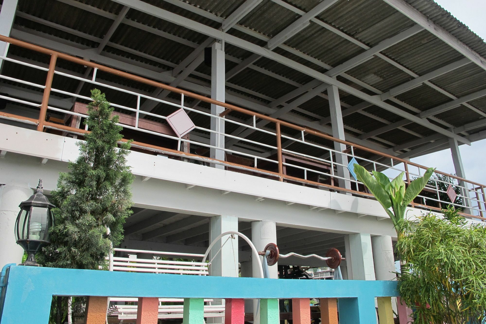Samchai Hotel Si Racha Exteriér fotografie