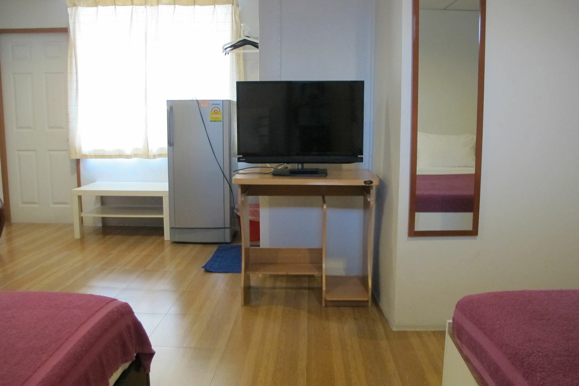 Samchai Hotel Si Racha Exteriér fotografie