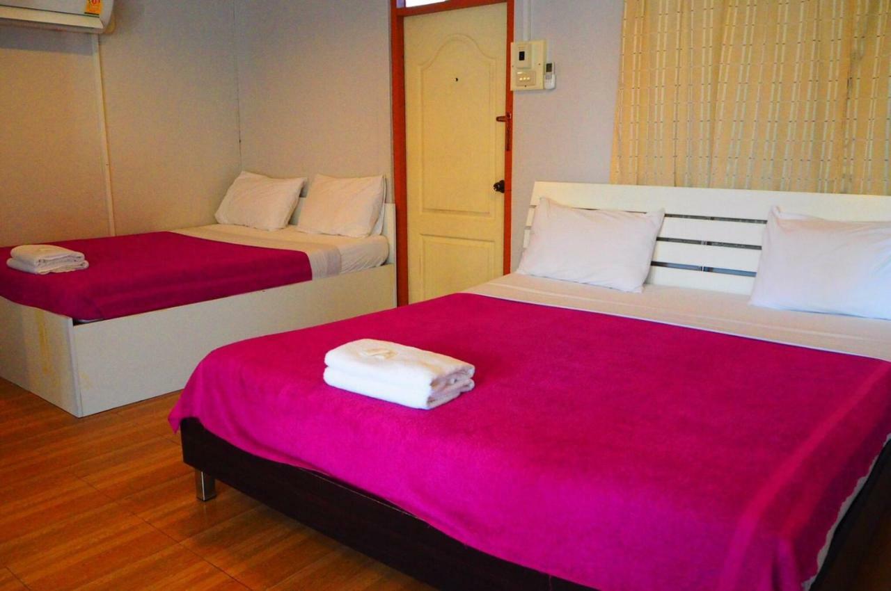 Samchai Hotel Si Racha Exteriér fotografie