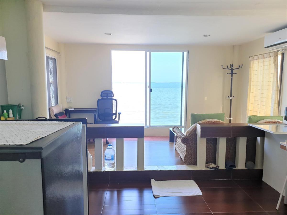 Samchai Hotel Si Racha Exteriér fotografie