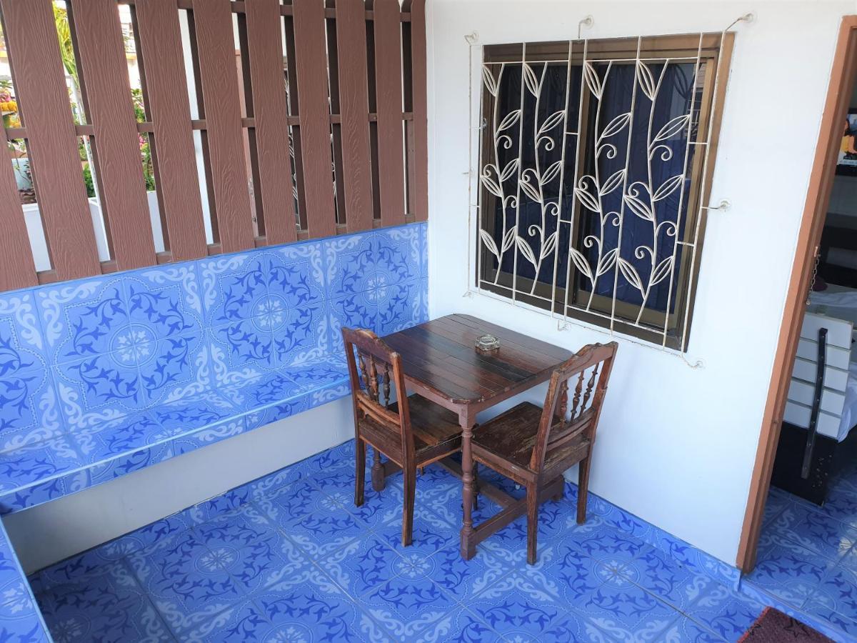 Samchai Hotel Si Racha Exteriér fotografie