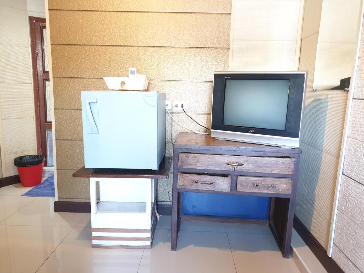 Samchai Hotel Si Racha Exteriér fotografie